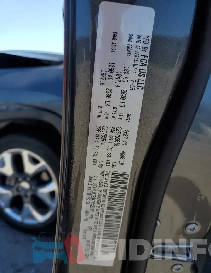 3C4NJDCB3KT842795 Photo# 12