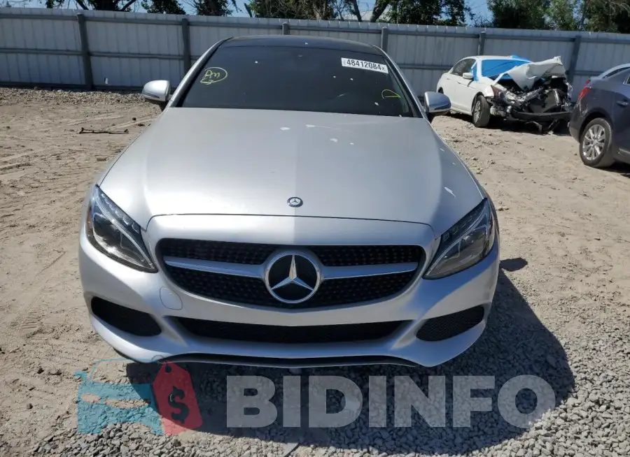 WDDWJ4JB4HF524488 Photo# 5