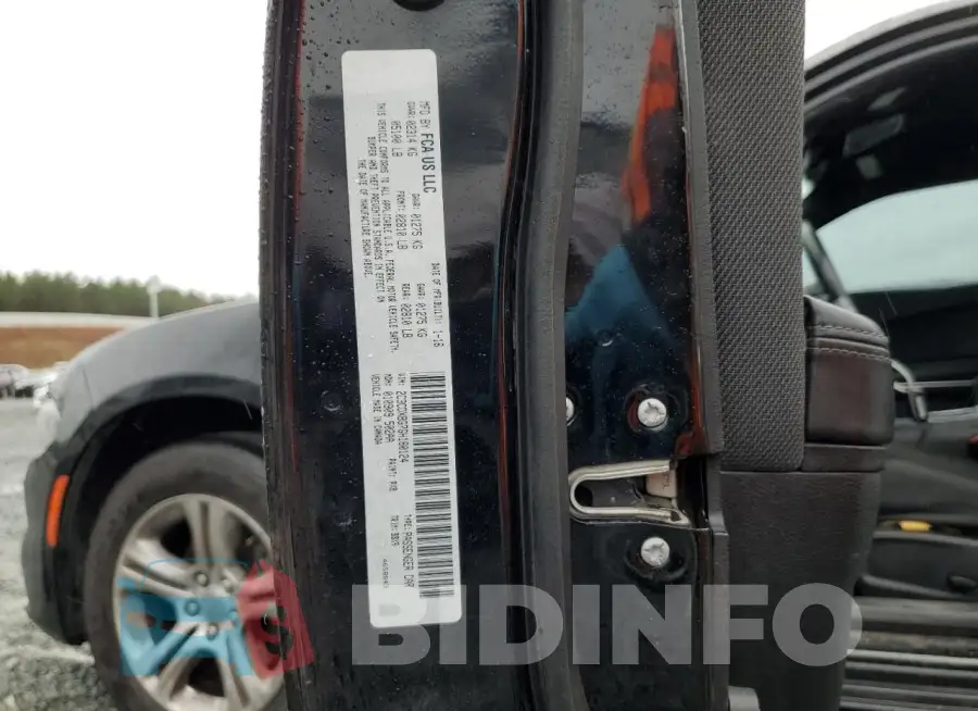 2C3CDXBG7GH180124 Photo# 13