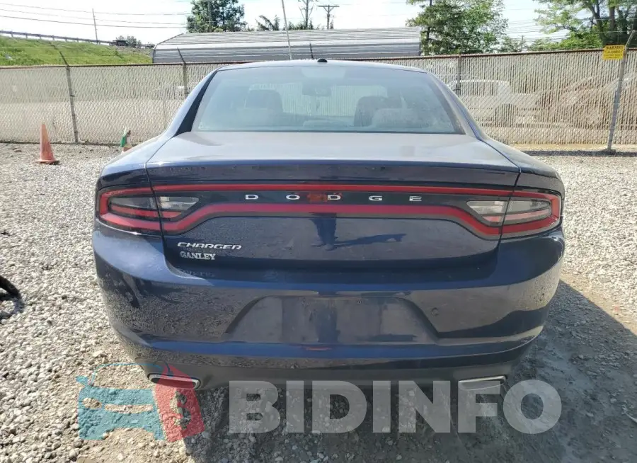 2C3CDXBGXFH790422 Photo# 6
