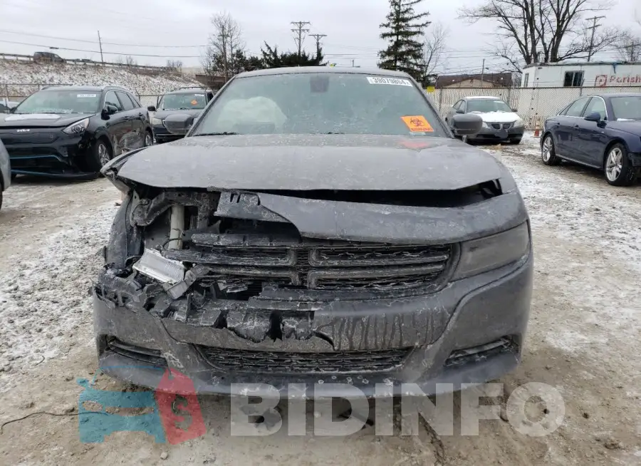 2C3CDXHG7HH652377 Photo# 5