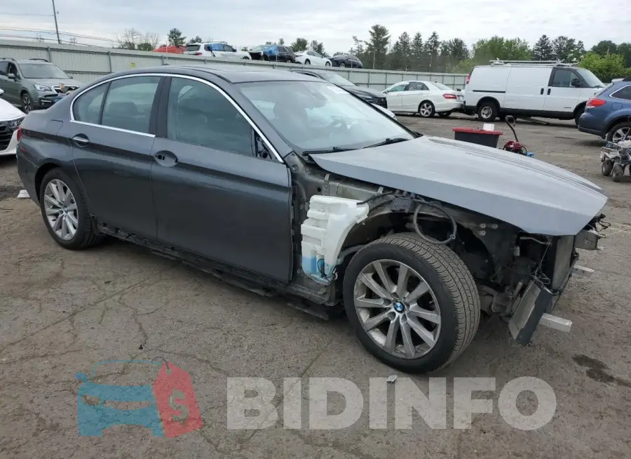WBAFV3C58GD687488 Photo# 4