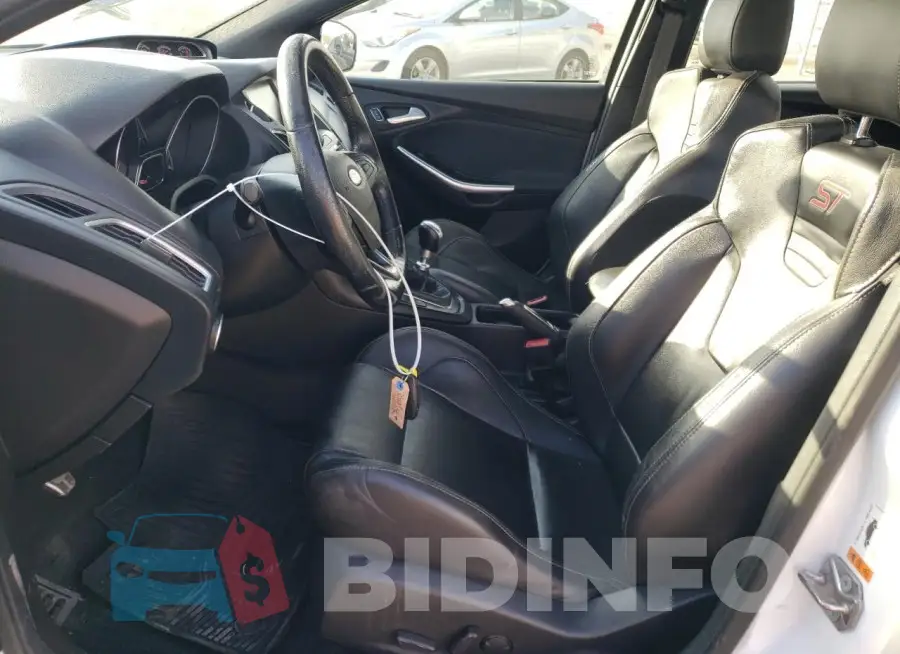 1FADP3L96FL256892 Photo# 7