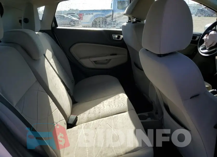 3FADP4EJ8FM213070 Photo# 10