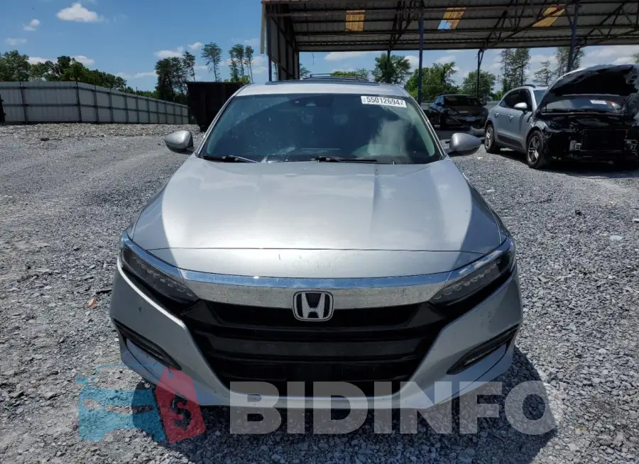 1HGCV2F91JA042013 Photo# 5