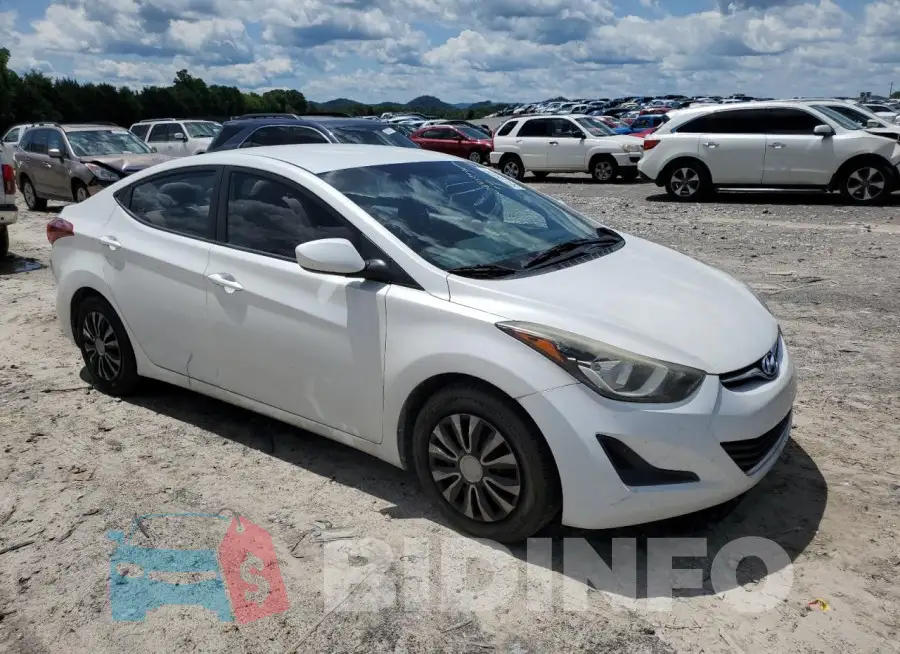 5NPDH4AE2GH741386 Photo# 4