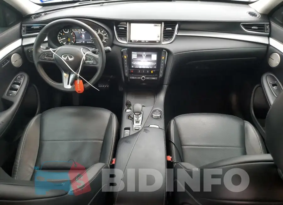 3PCAJ5CB8MF107865 Photo# 8