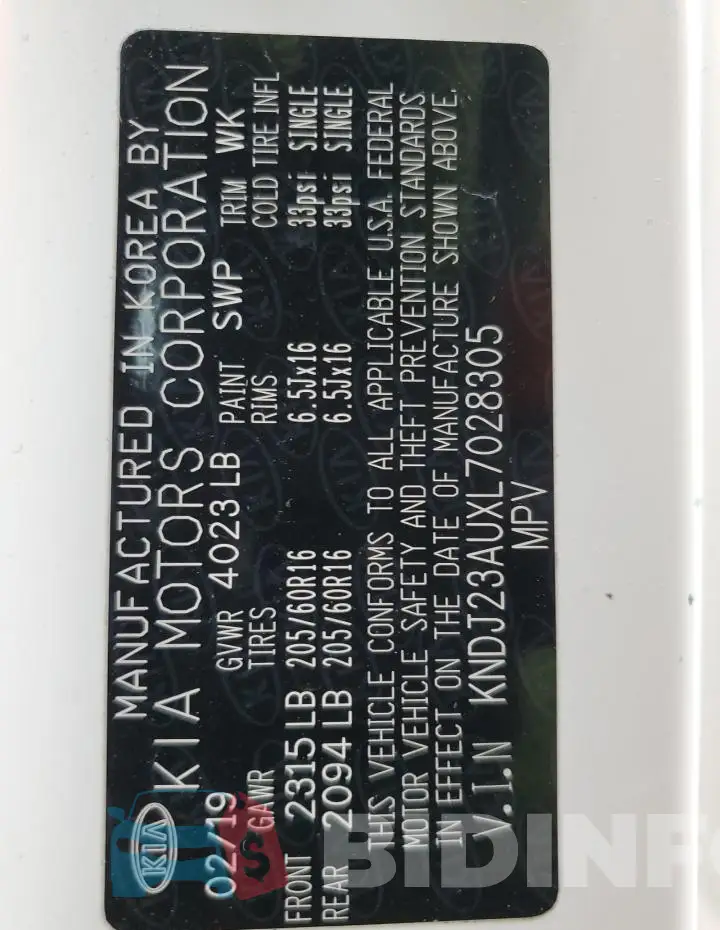 KNDJ23AUXL7028305 Photo# 13