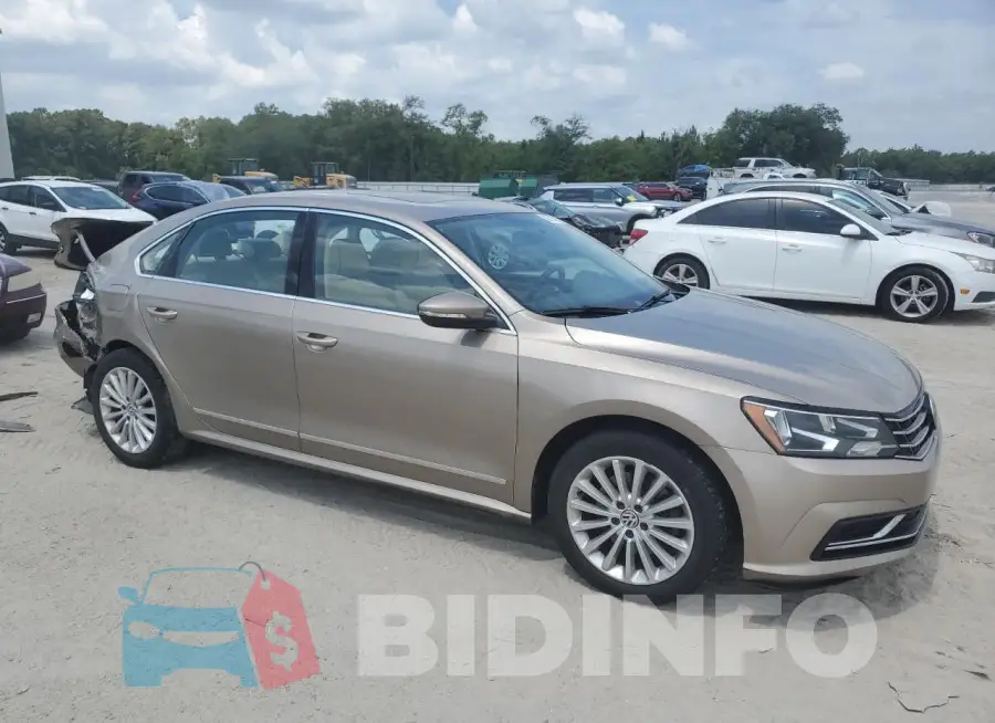 1VWBS7A39GC035307 Photo# 4