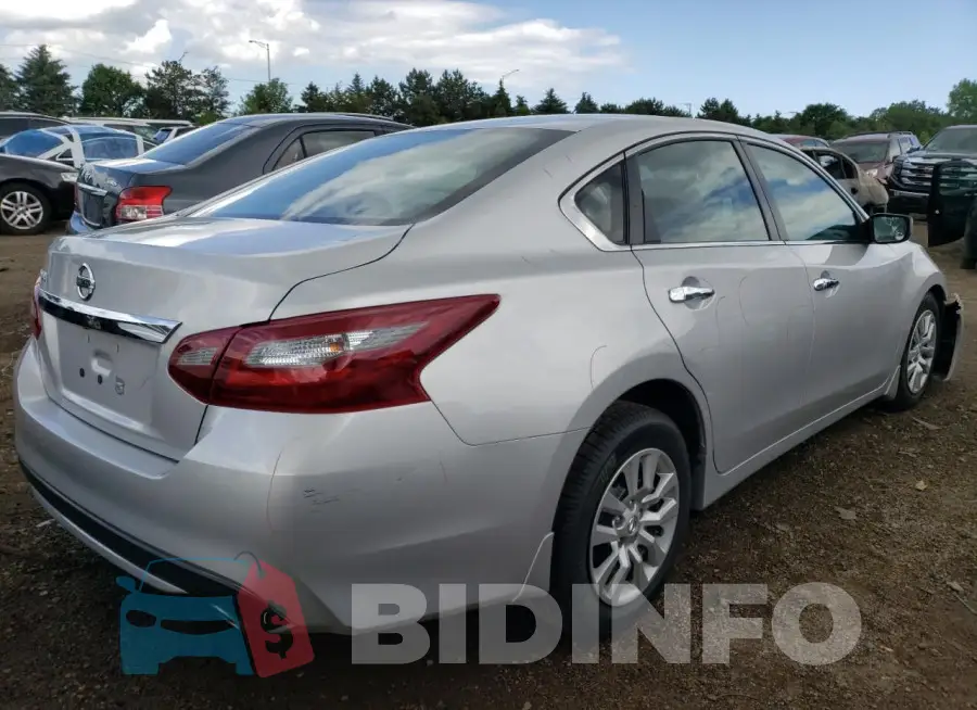 1N4AL3AP9JC258984 Photo# 3