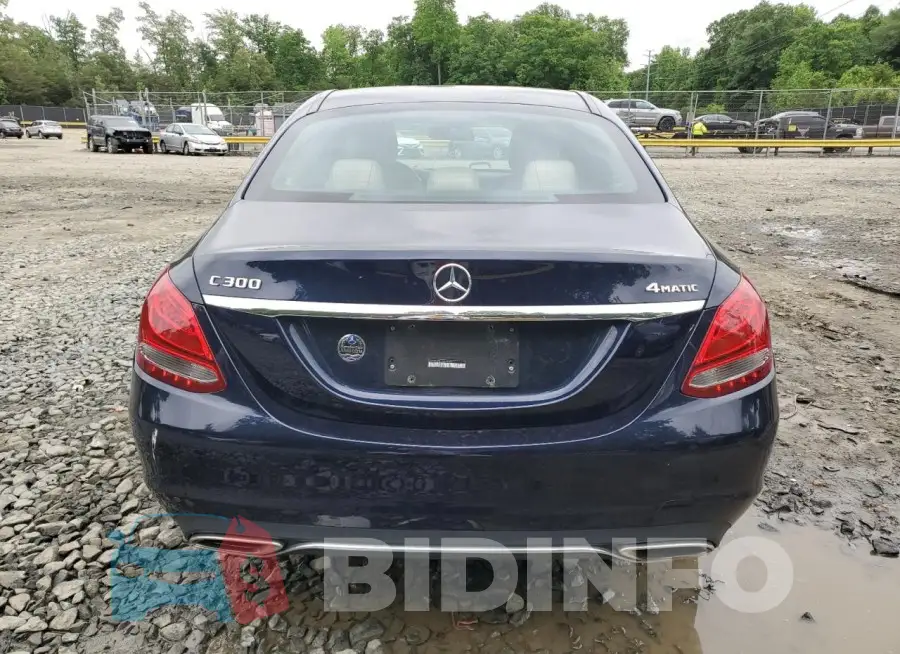 55SWF4KB1JU261394 Photo# 6