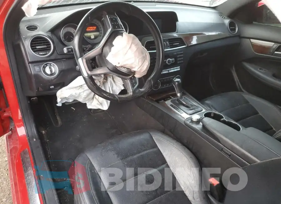 WDDGJ4HB9FG391227 Photo# 8