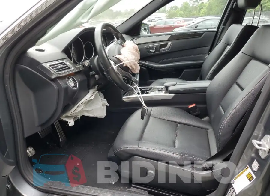 WDDHF8JB8GB231846 Photo# 7