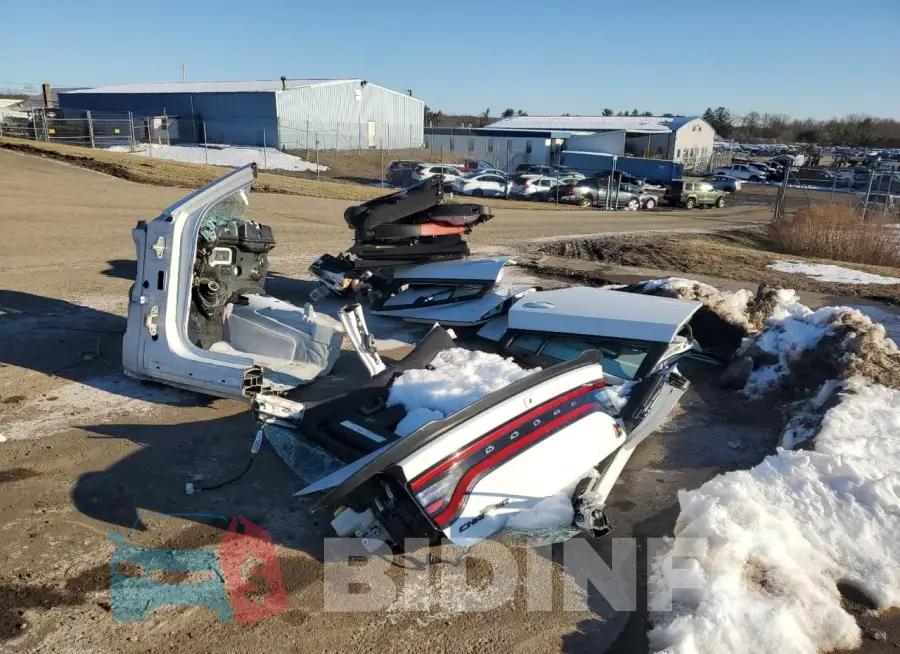 2C3CDXGJ5MH553838 Photo# 2