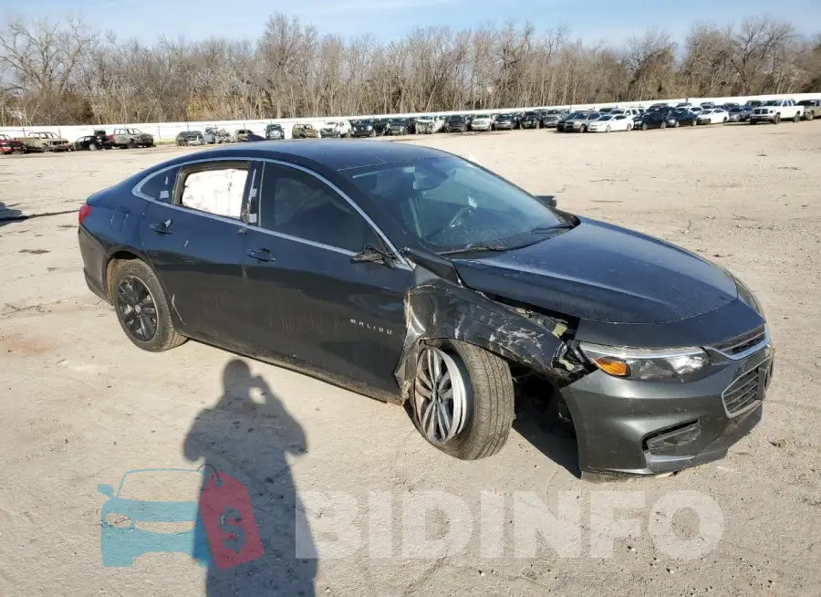 1G1ZD5ST8JF135301 Photo# 4