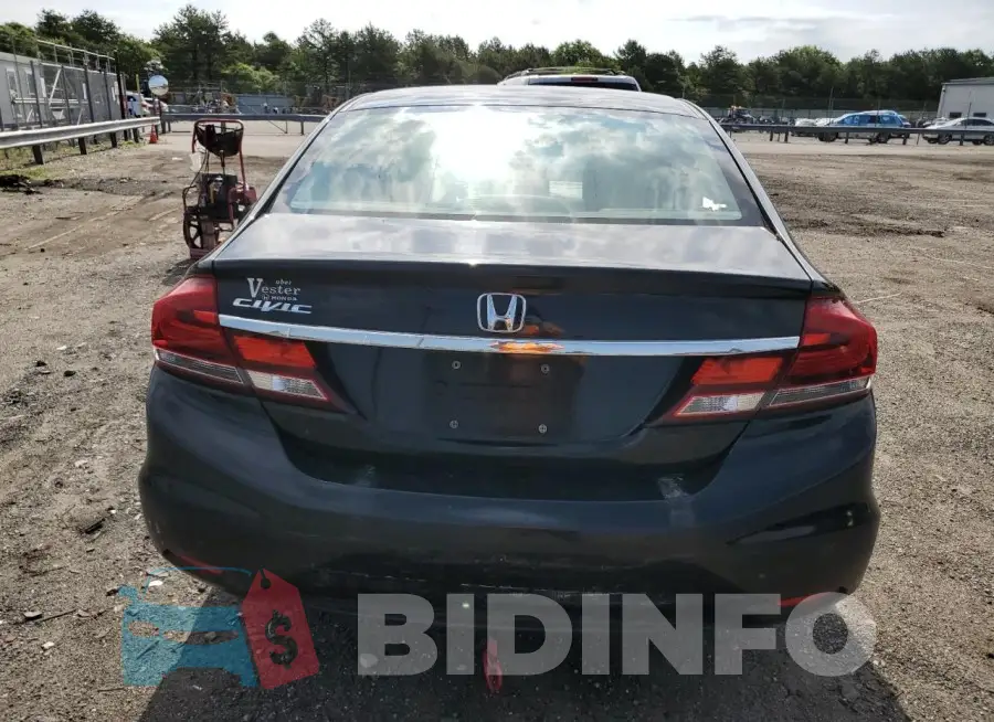 19XFB2F58FE009886 Photo# 6
