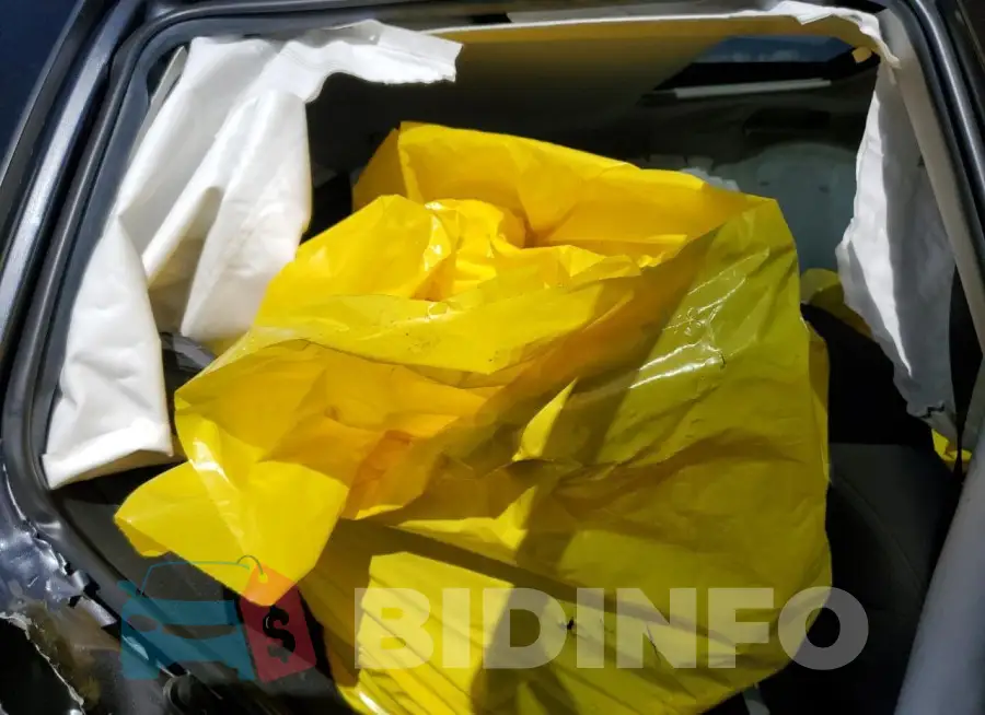 2T3P1RFV8KW047648 Photo# 11
