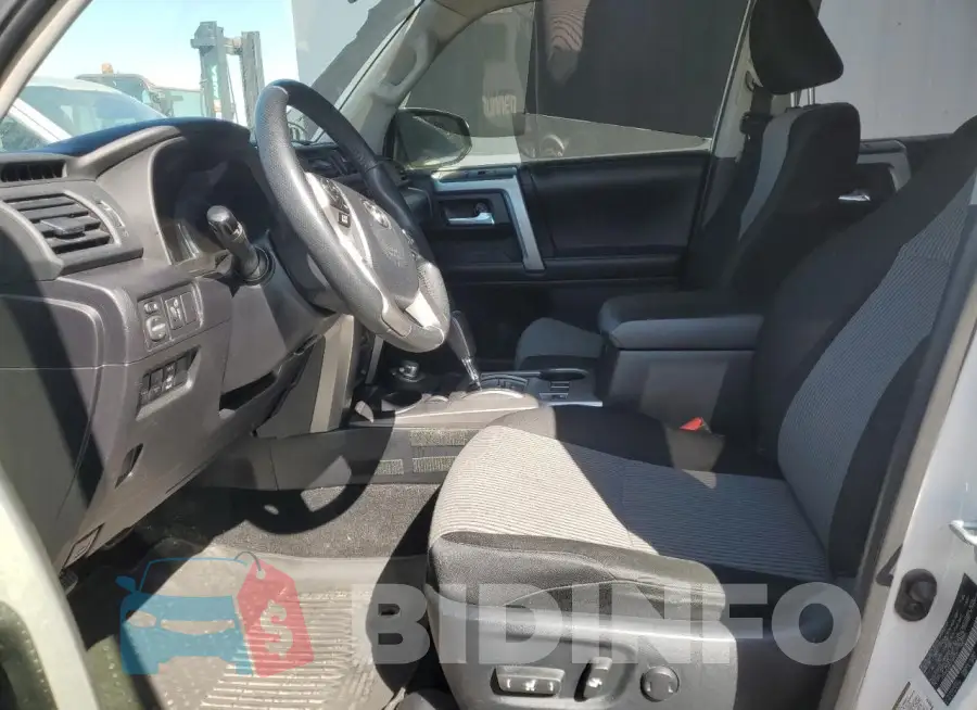 JTEBU5JR8G5389258 Photo# 7
