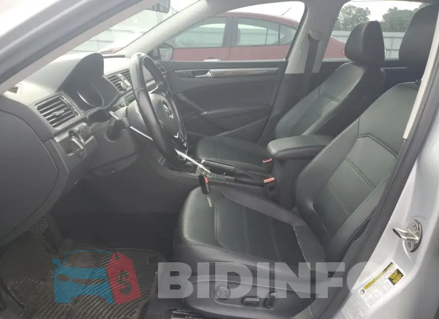 1VWBT7A34GC027404 Photo# 7 1VWBT7A34GC027404 Photo# 7