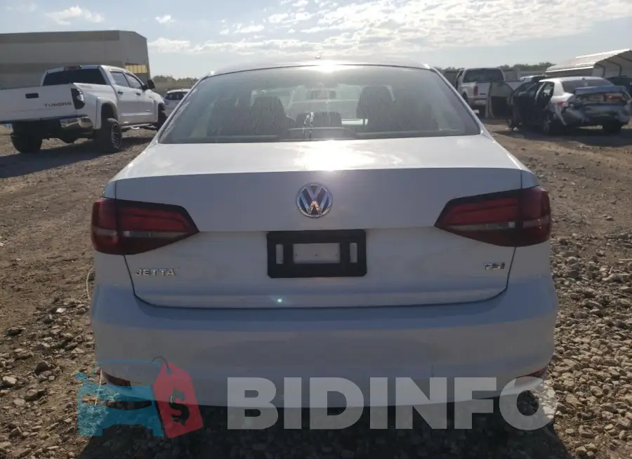 3VW2B7AJ2HM267763 Photo# 6