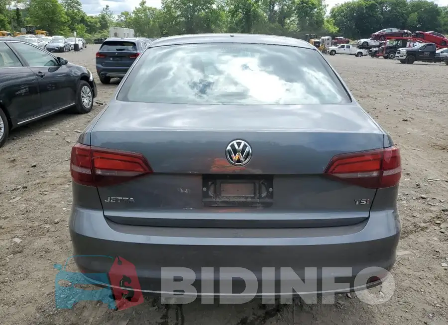 3VW2B7AJ7HM352713 Photo# 6