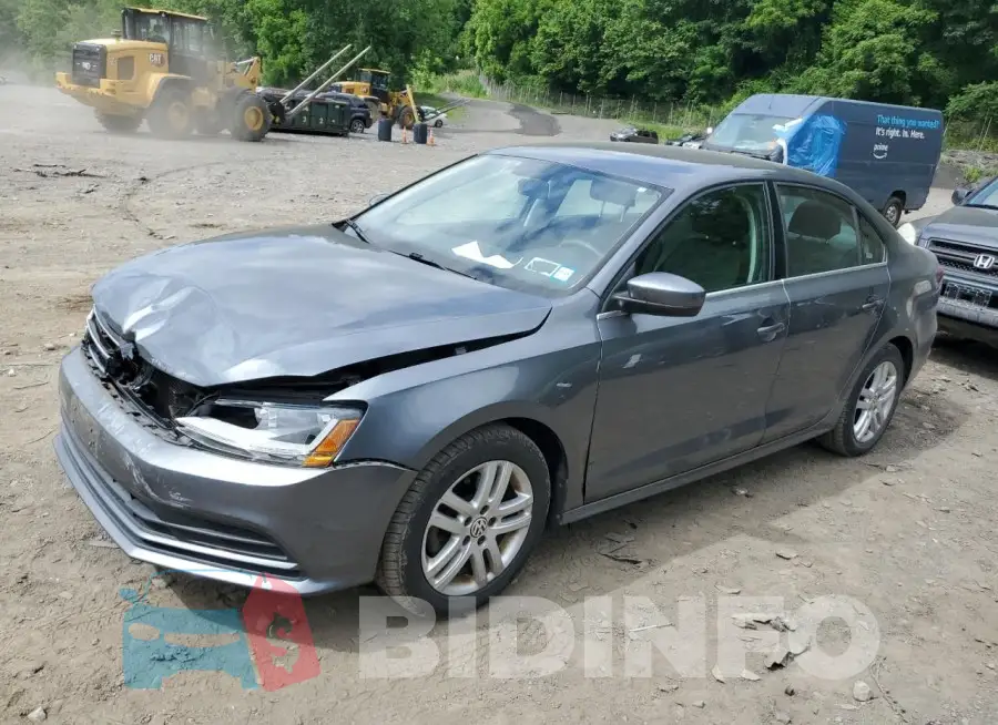 3VW2B7AJ7HM352713 Photo# 1