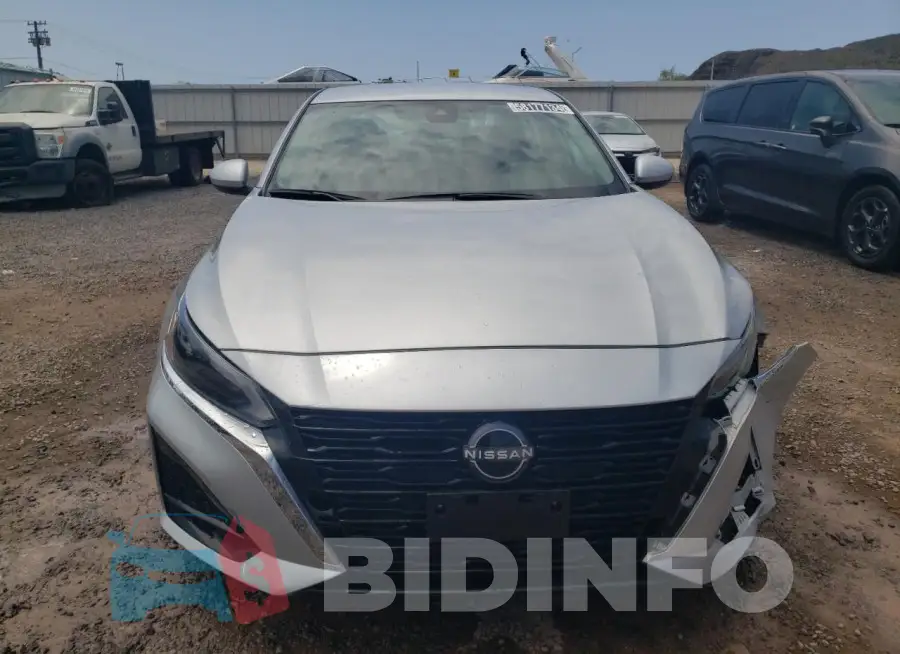1N4BL4BV1PN349817 Photo# 5