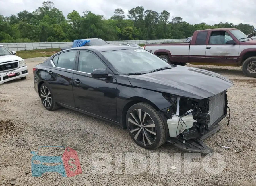 1N4BL4CV1NN350672 Photo# 4