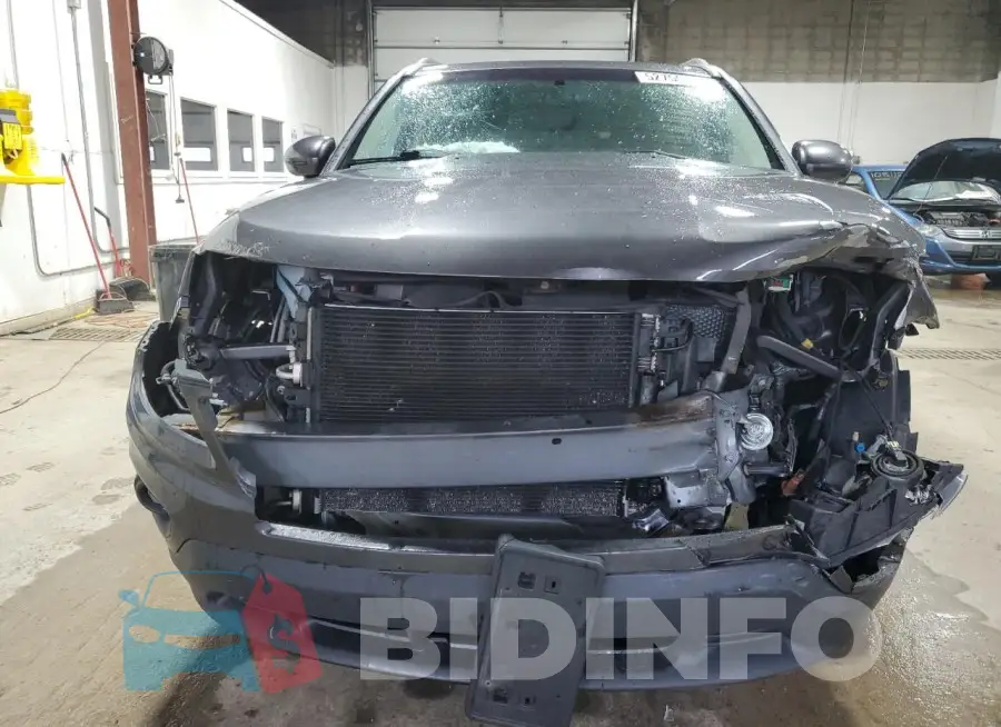 1C4NJDEB1HD106708 Photo# 5