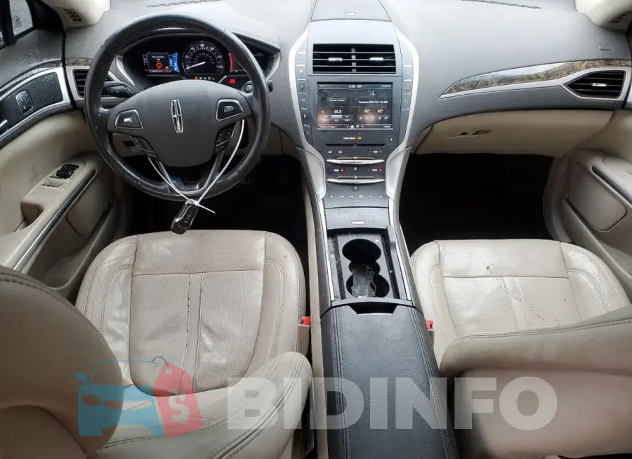 3LN6L2LU4GR624417 Photo# 8