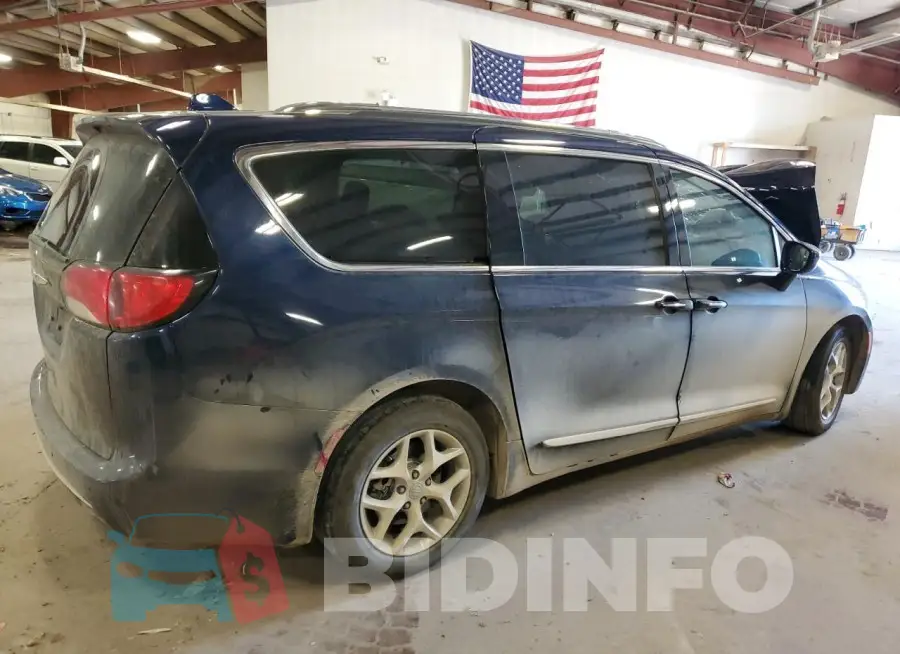 2C4RC1EG6JR139583 Photo# 3