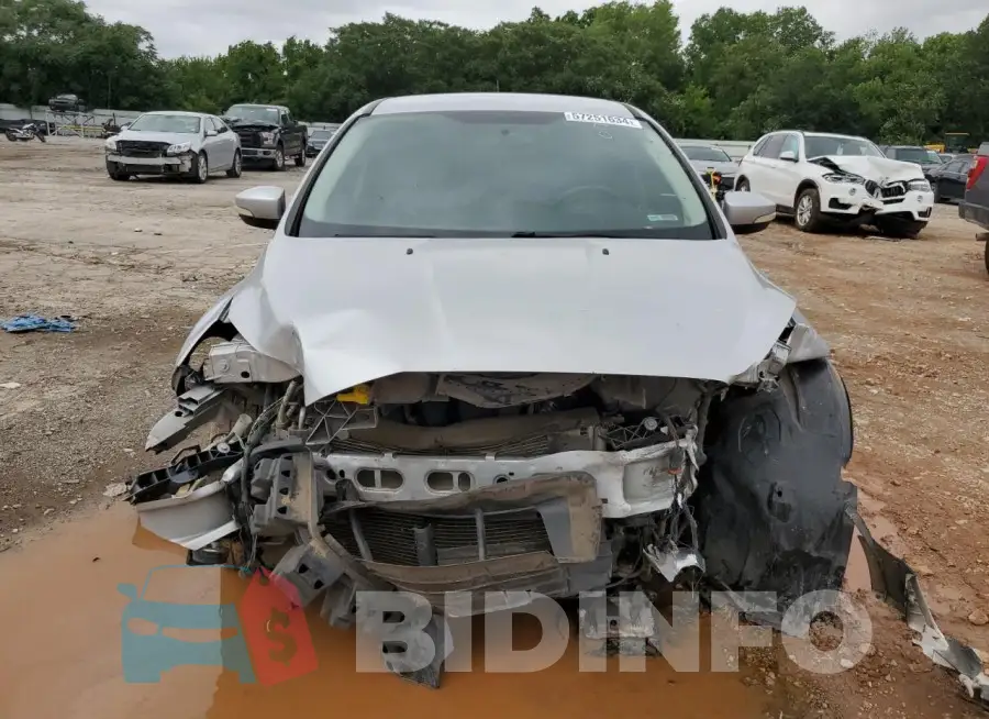 1FADP3F24FL340871 Photo# 5