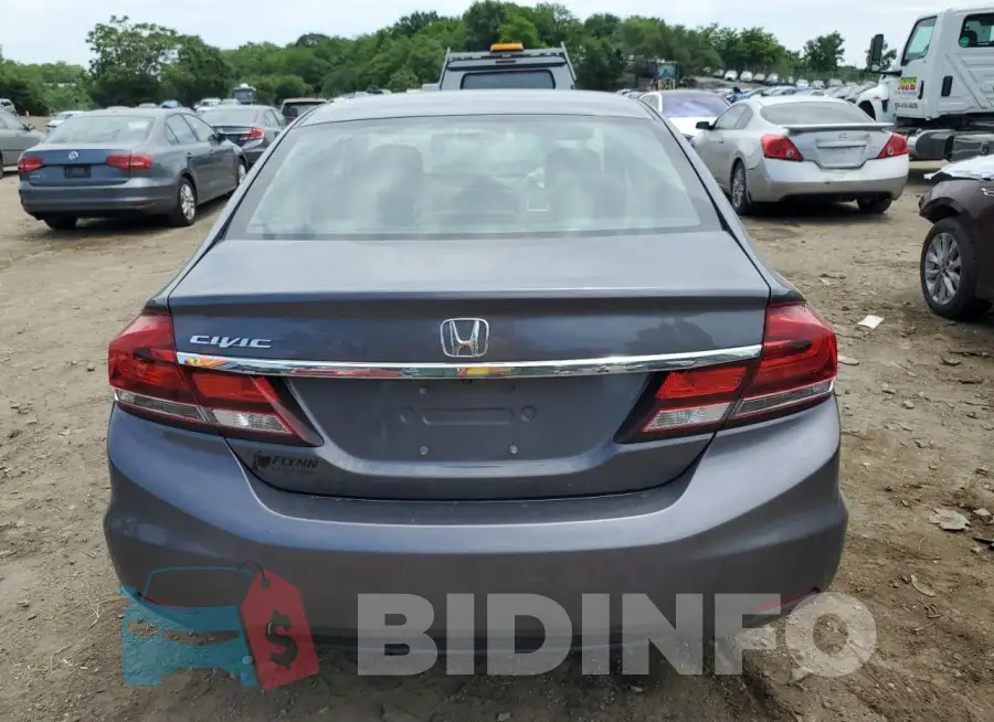 19XFB2F72FE040861 Photo# 6
