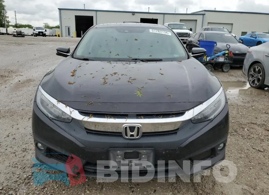 19XFC1F96HE026540 Photo# 5 19XFC1F96HE026540 Photo# 5