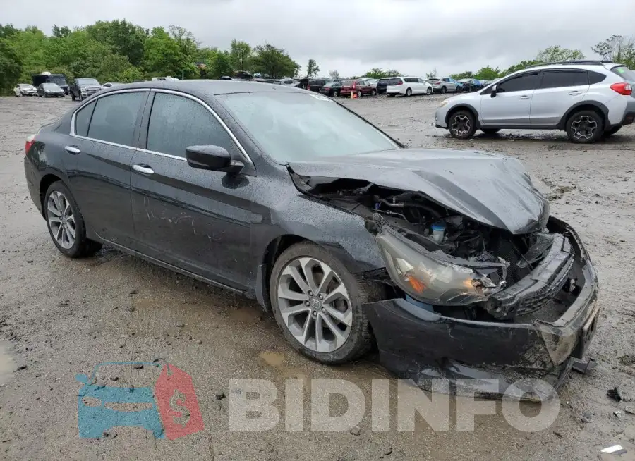 1HGCR2F55FA150658 Photo# 4