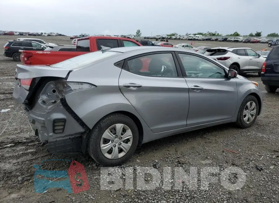 5NPDH4AE9GH702018 Photo# 3