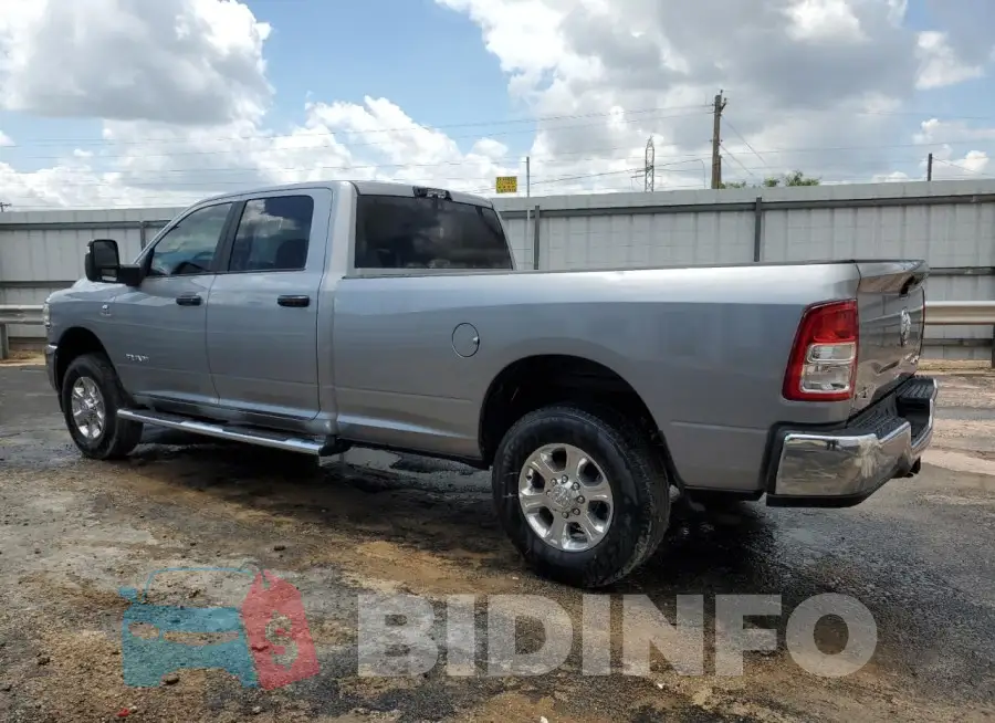 3C63R3HL8RG281113 Photo# 2