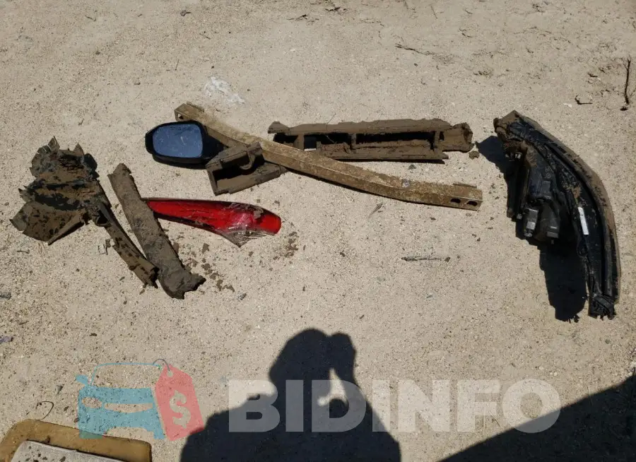 5TDGARAH2LS501817 Photo# 13
