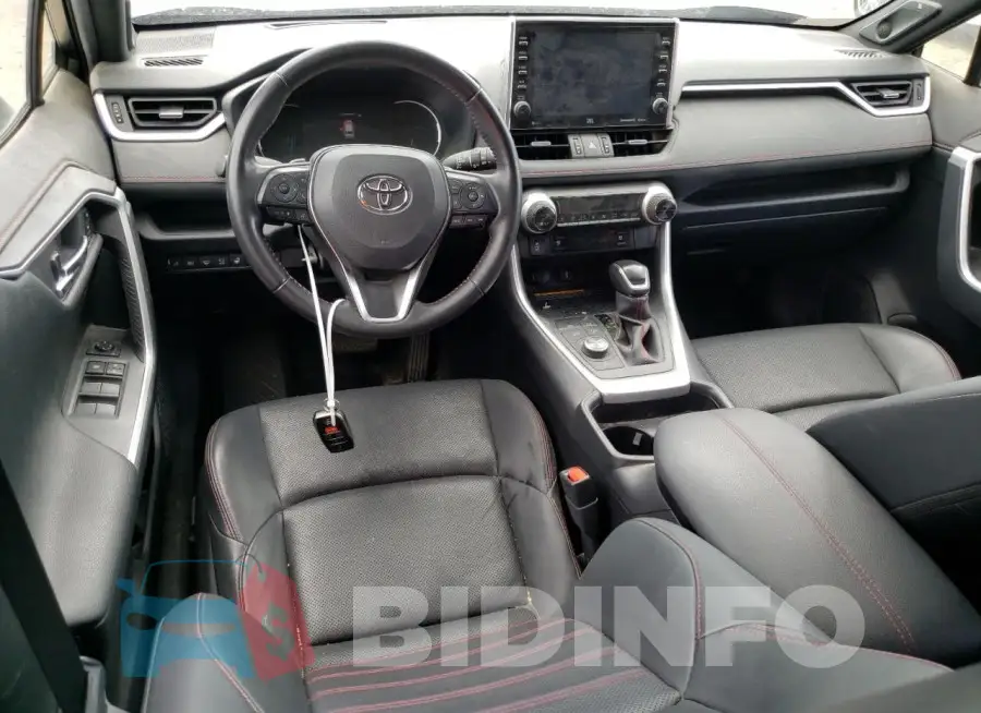 JTMFB3FV2MD058666 Photo# 8