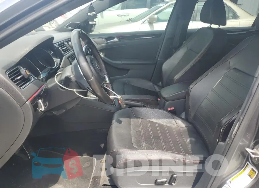 3VW4T7AJ7HM353933 Photo# 7