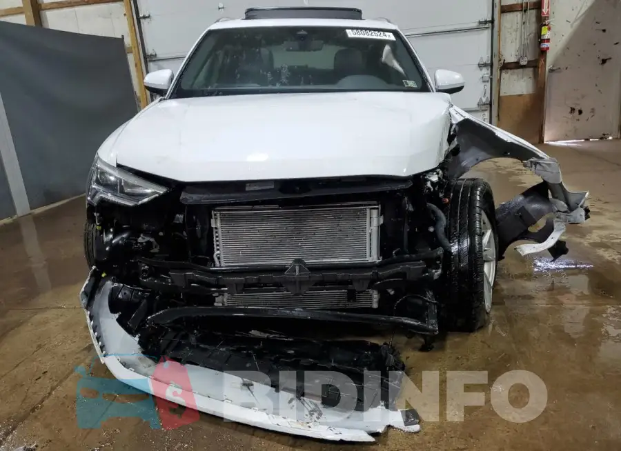 WA1DECF39R1032596 Photo# 5