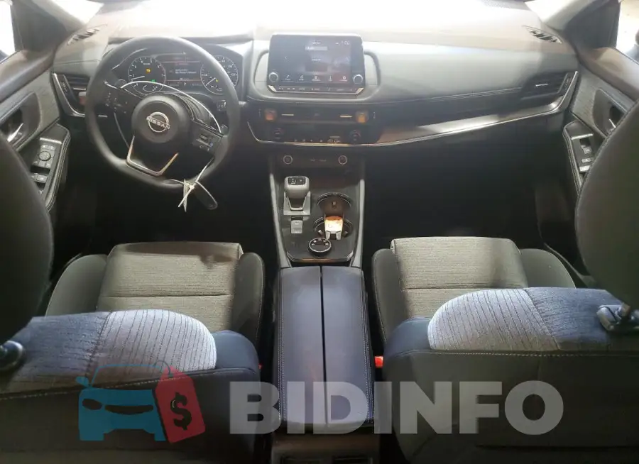 JN8BT3BB0PW182813 Photo# 8
