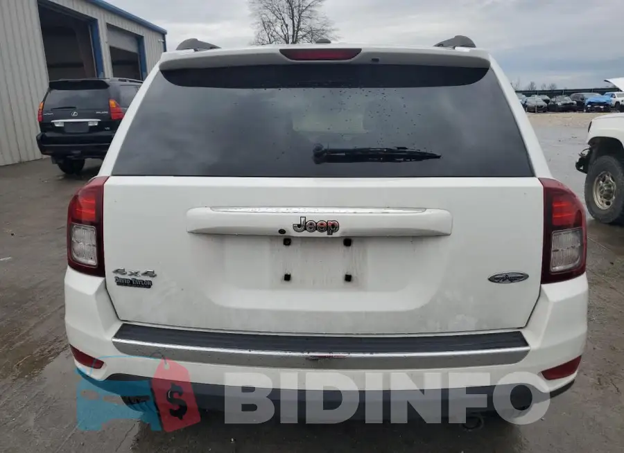 1C4NJDEB8GD798982 Photo# 6