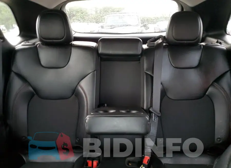 1C4PJMBX2KD314077 Photo# 10