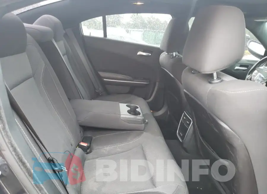 2C3CDXBGXKH700020 Photo# 10