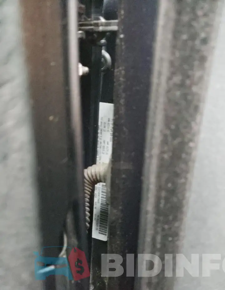 2C3CDXBGXKH700020 Photo# 12