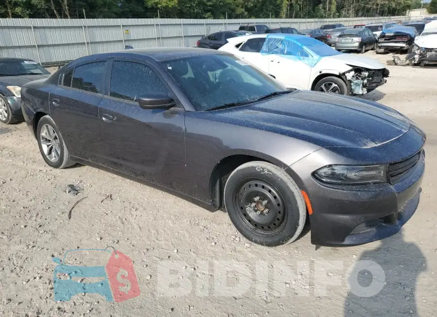 2C3CDXHGXGH267023 Photo# 4
