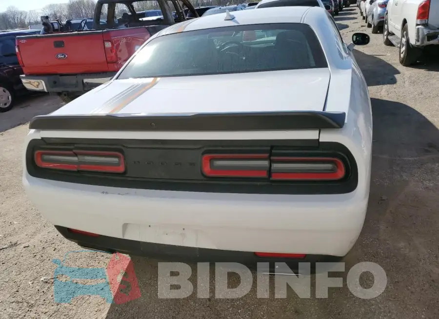 2C3CDZJG4PH526725 Photo# 6