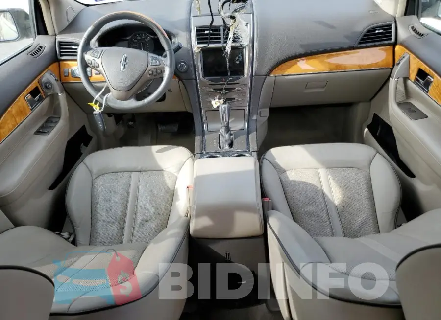 2LMDJ6JK9FBL34178 Photo# 8