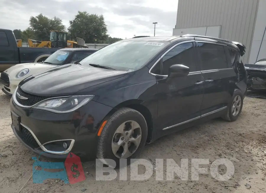 2C4RC1EG5HR591874 Photo# 1